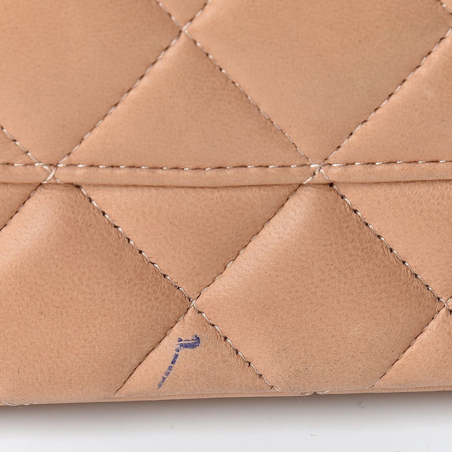 Lambskin Quilted Jumbo Double Flap Beige Clair