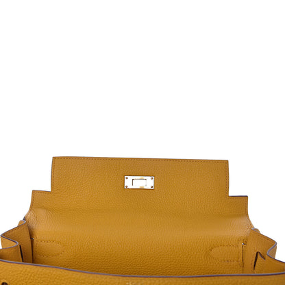 Hermes Togo Kelly Retourne 28 Jaune Ambre 14 of 42