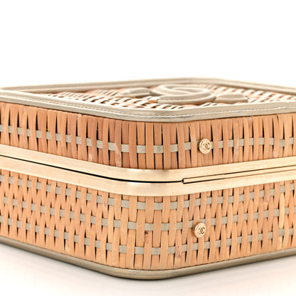 Chanel Raffia Calfskin Medium CC Filigree Vanity Case Gold 9 of 11