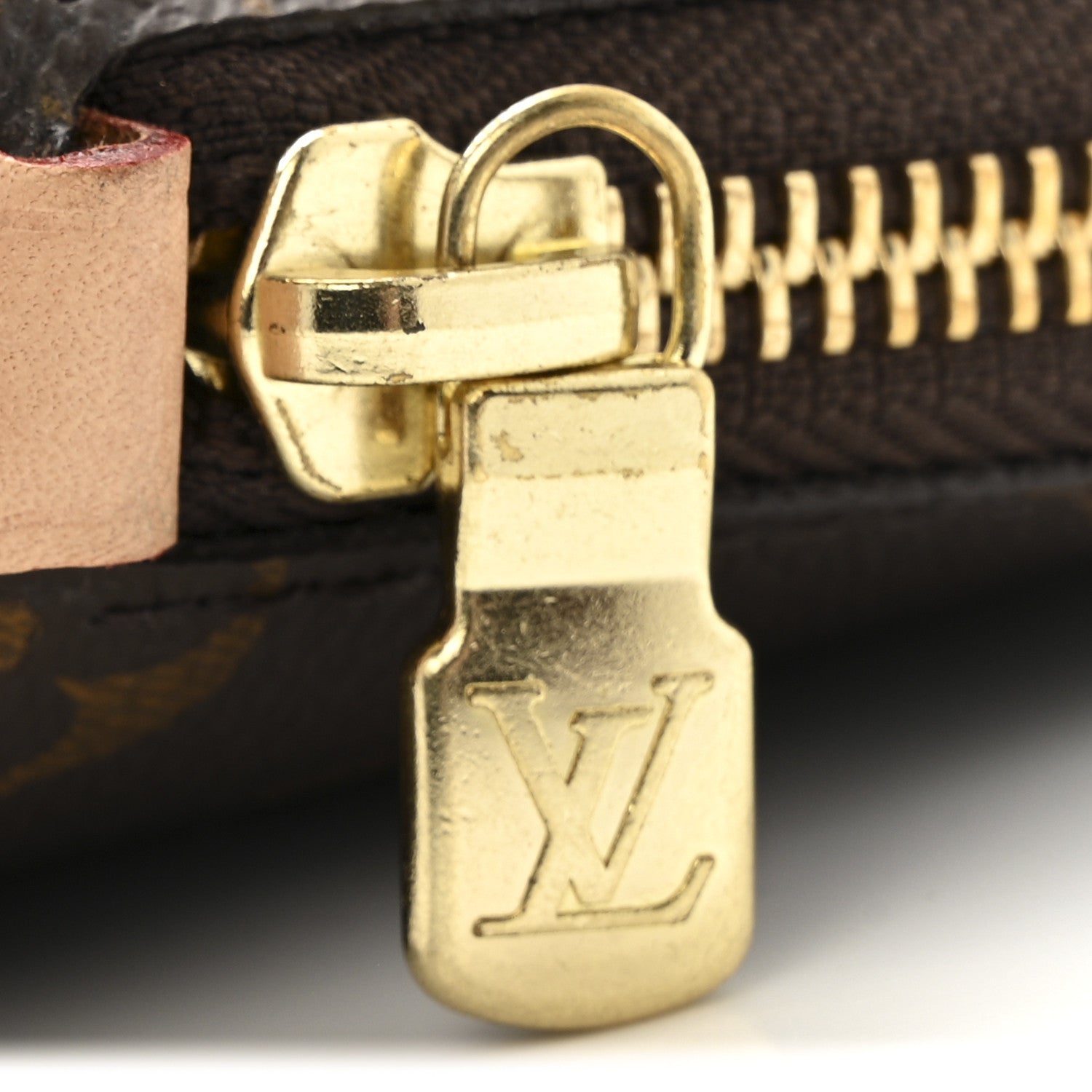 Louis Vuitton Monogram Cosmetic Pouch GM 7 of 9