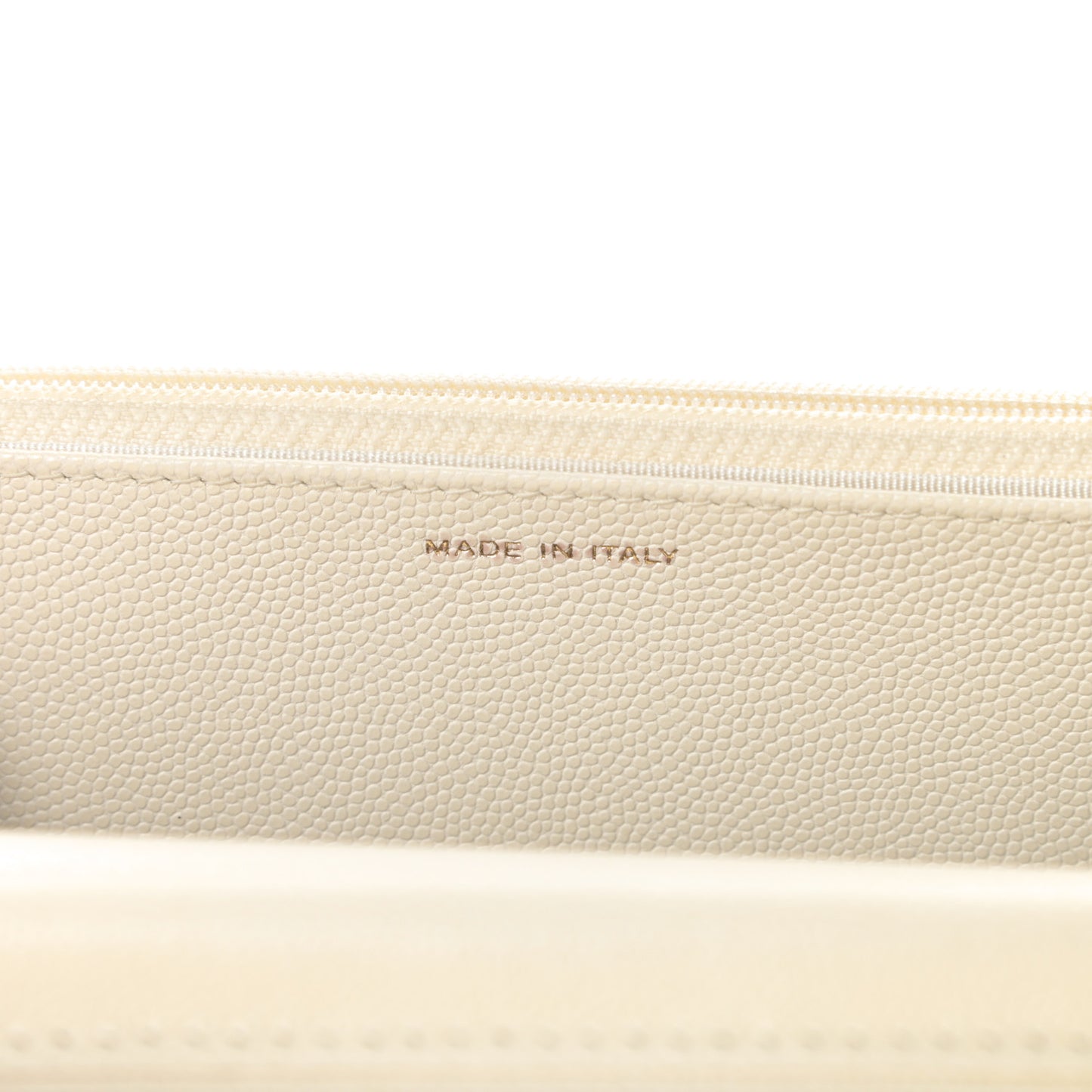 Caviar Quilted Wallet On Chain WOC White
