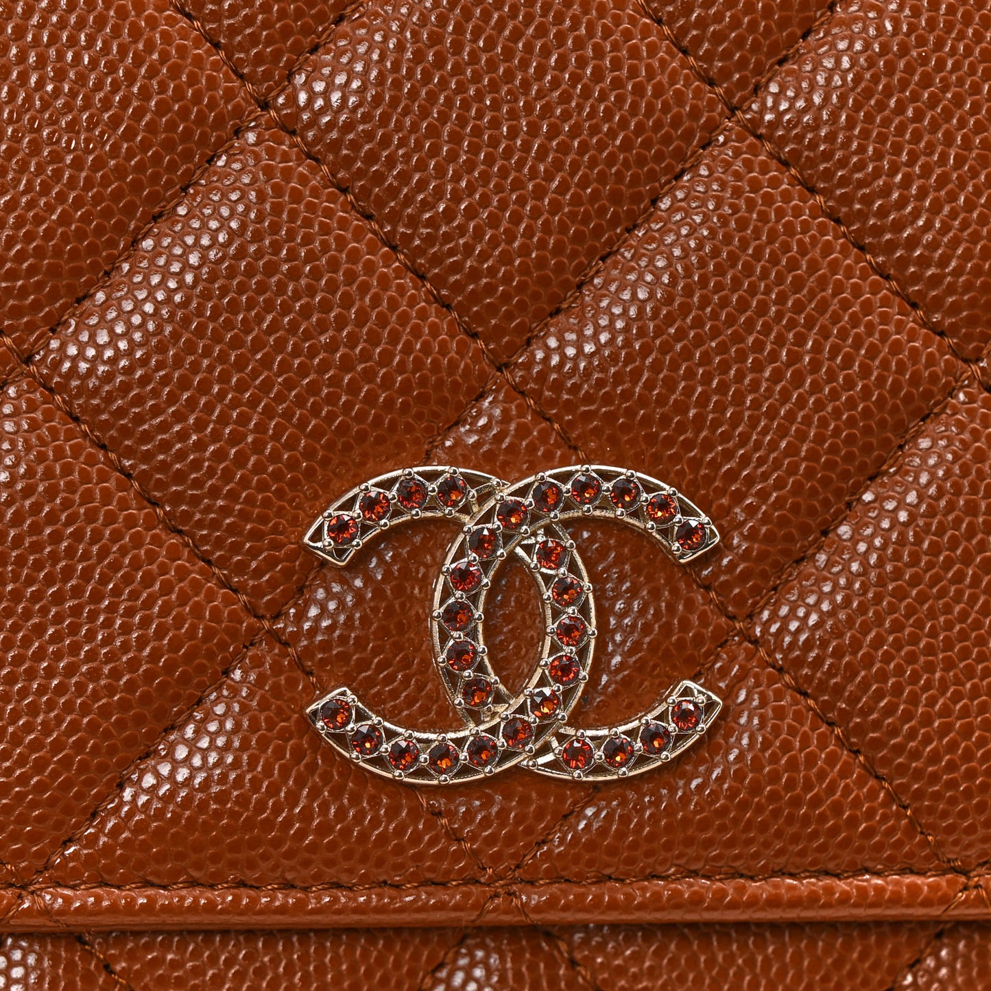 Shiny Caviar Quilted Strass Wallet On Chain WOC Light Brown