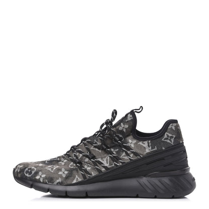 Louis Vuitton Denim Rubber Monogram Tie Dye Mens Fastlane Low Sneakers 9 Black 1 of 7