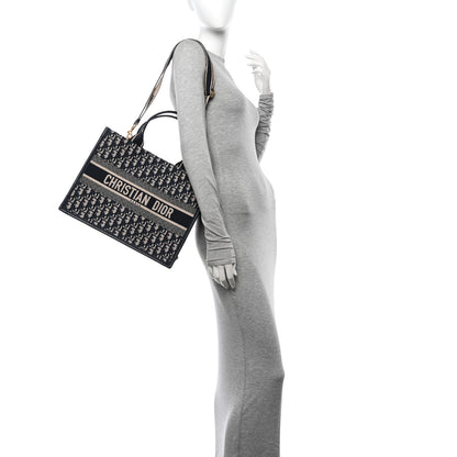 Christian Dior Oblique Calfskin Medium Book Tote With Strap Blue Multicolor Blue Multicolor 2 of 12