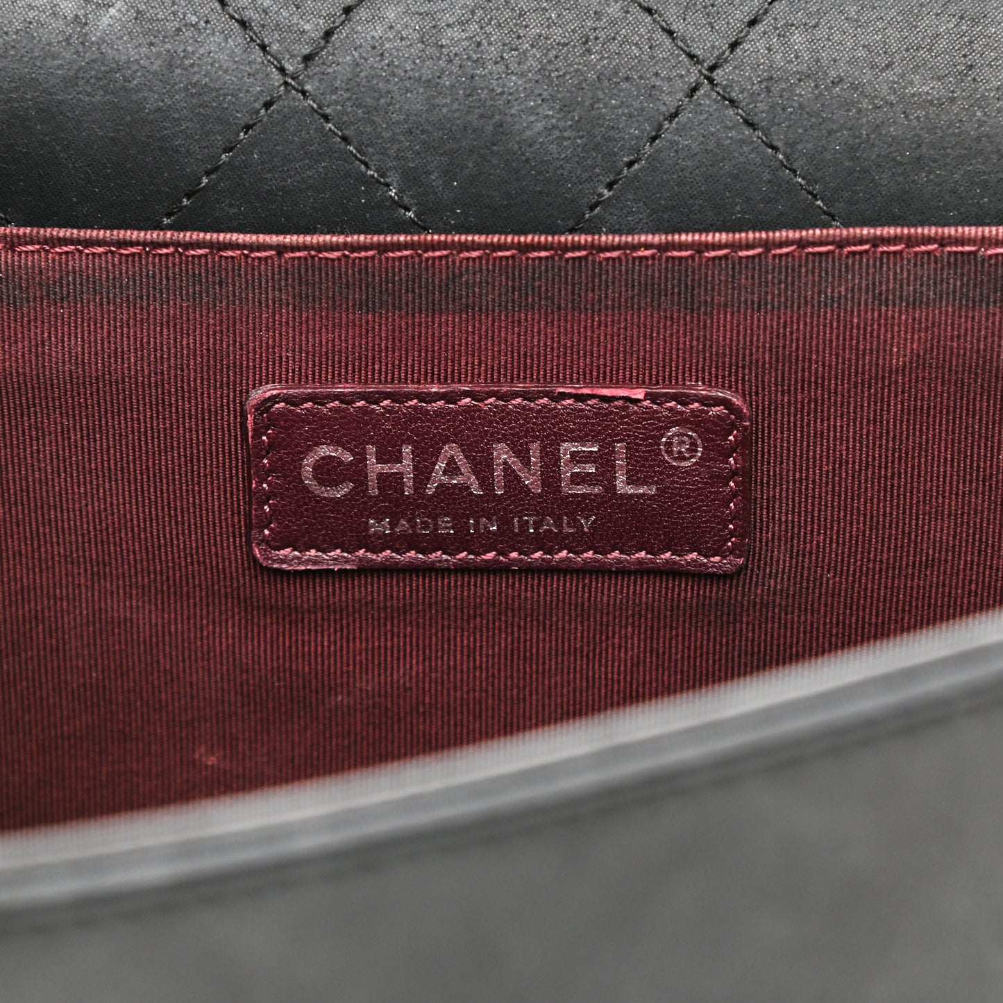 Shearling Iridescent Calfskin Medium Boy Flap Black Grey