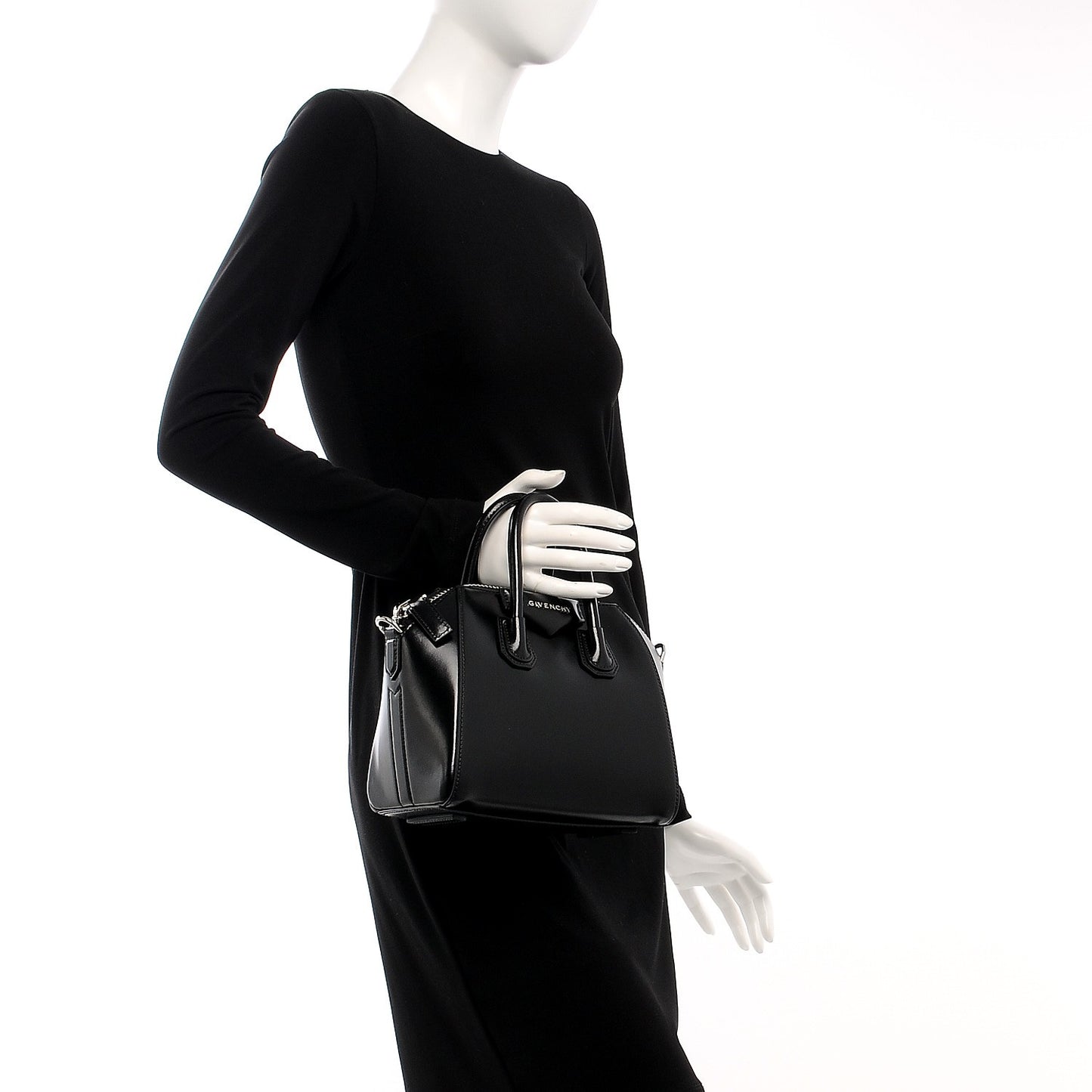 Shiny Lord Calfskin Mini Antigona Black