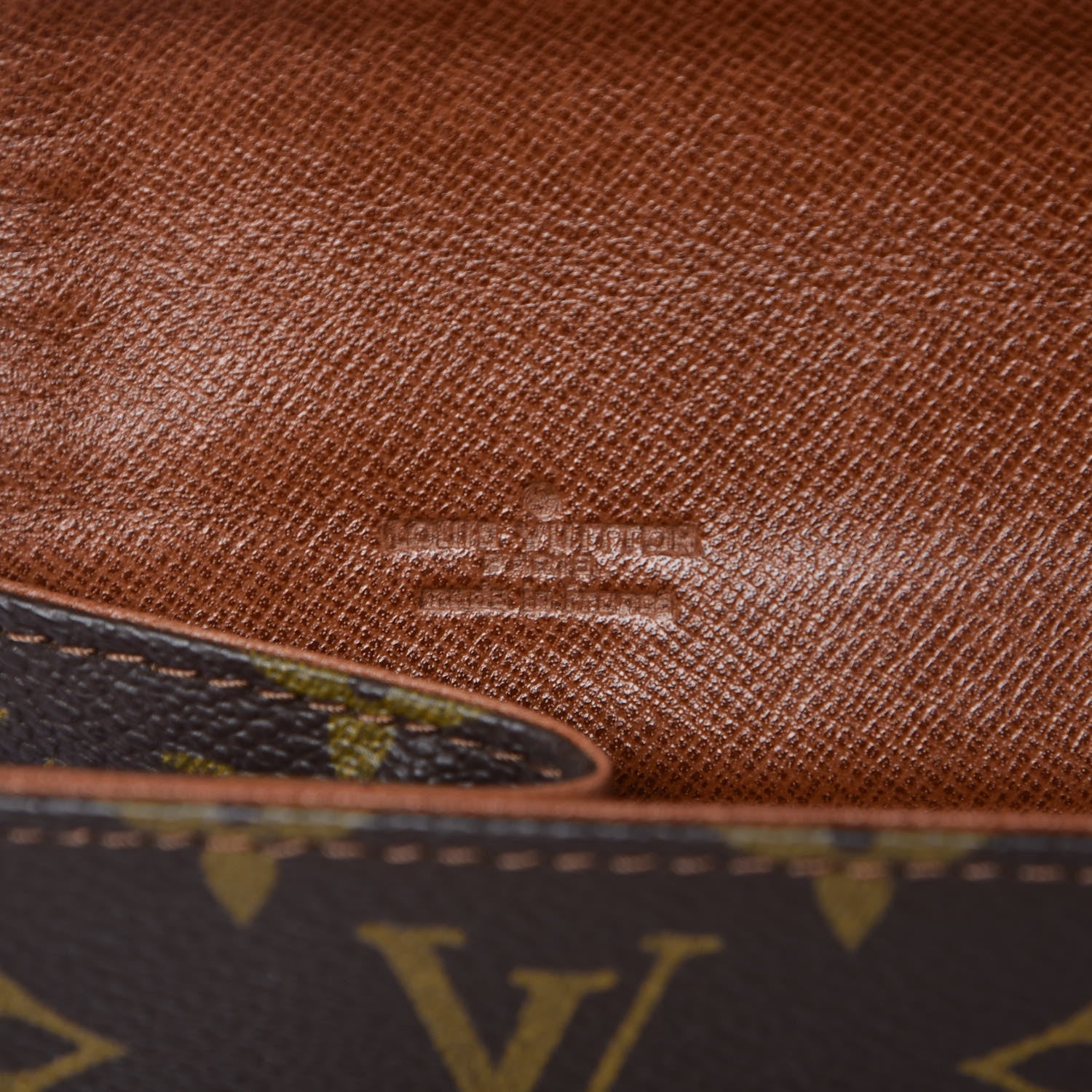 Louis Vuitton Monogram Pochette Dame 26 6 of 14