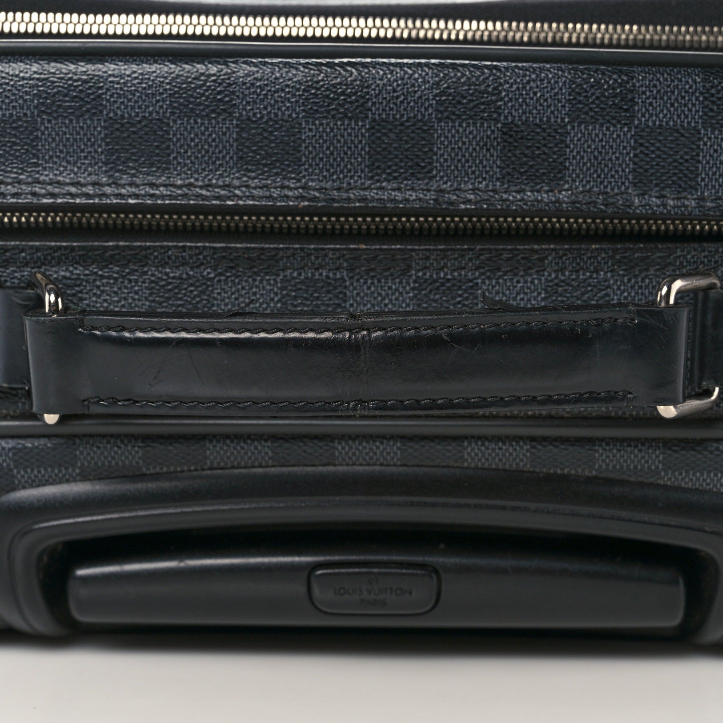 Damier Graphite Pilot Case