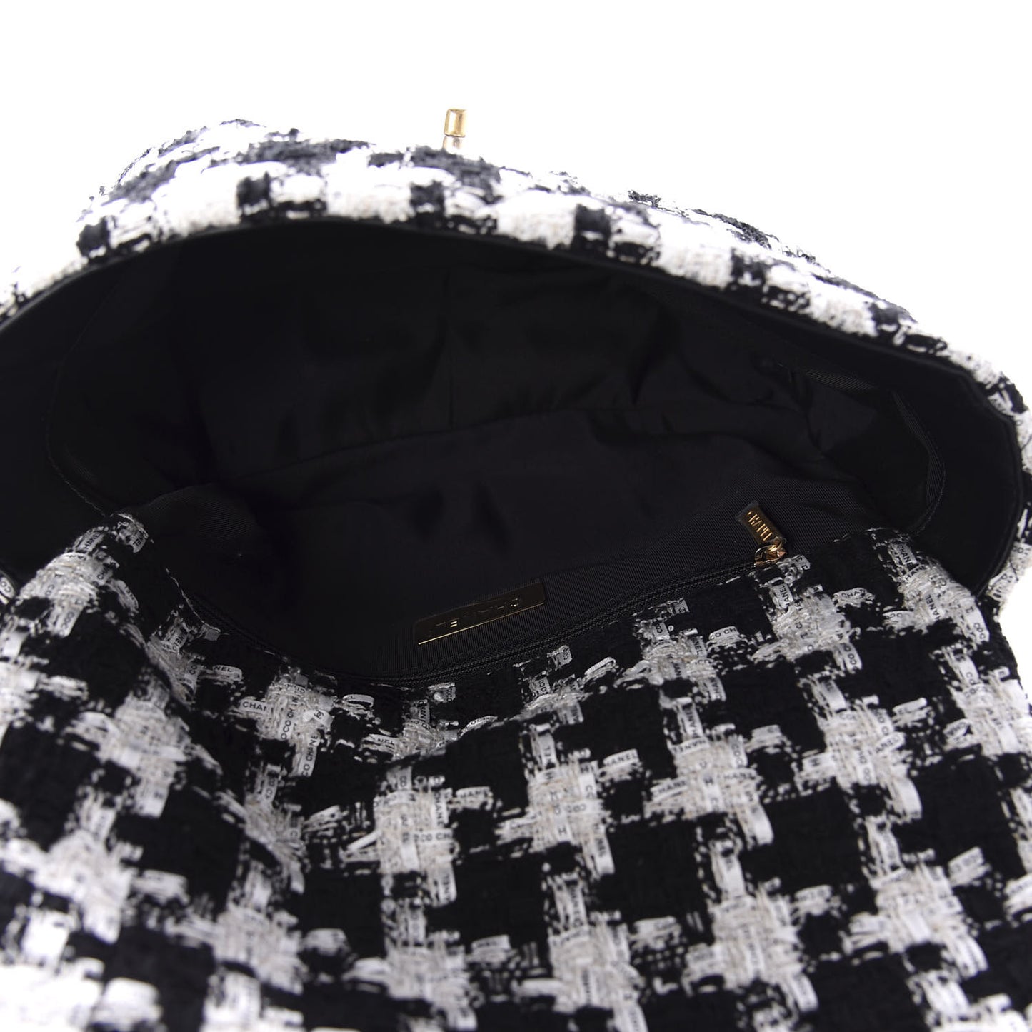 Tweed Quilted Large 19 Flap Black Ecru White