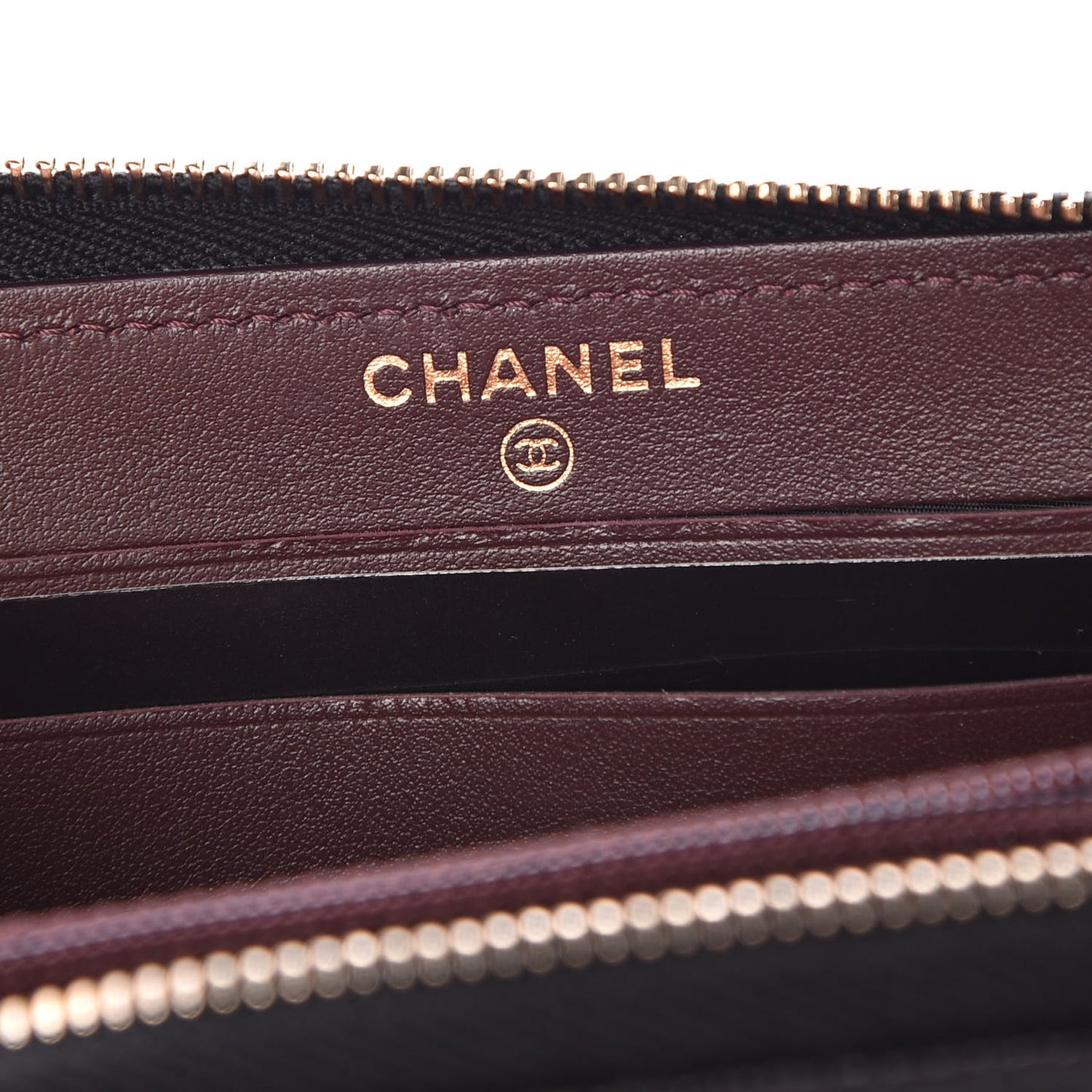 Caviar Quilted Medium Zip Around Wallet Black