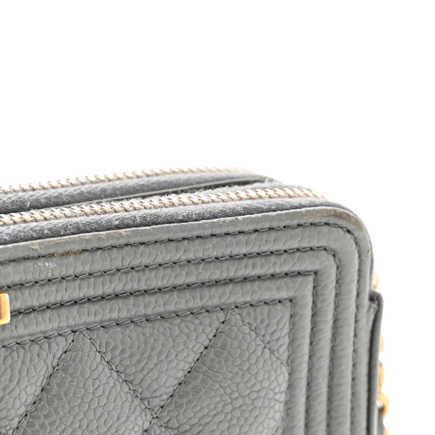Caviar Quilted Small Boy Clutch With Chain Grey