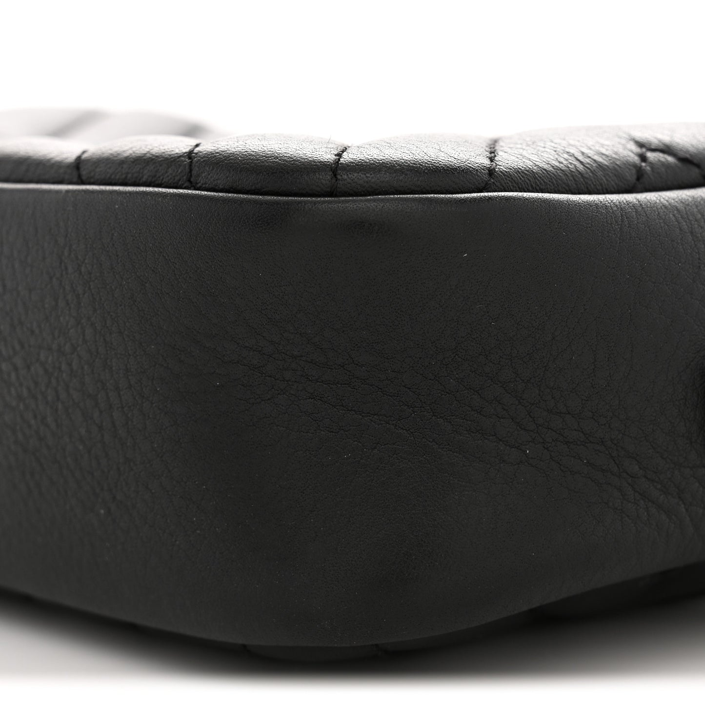 Calfskin Diagonal Chevron Quilted Tassel Camera Case Black