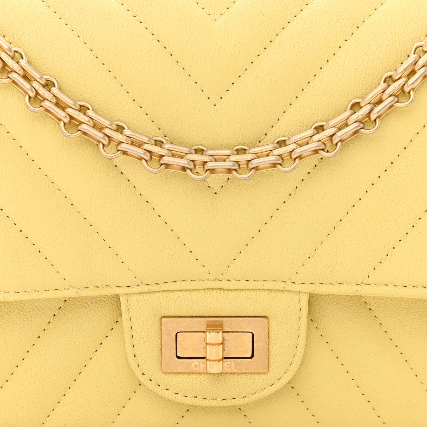 Chanel Sheepskin Chevron Quilted 2.55 Reissue 225 Flap Yellow 8 of 11