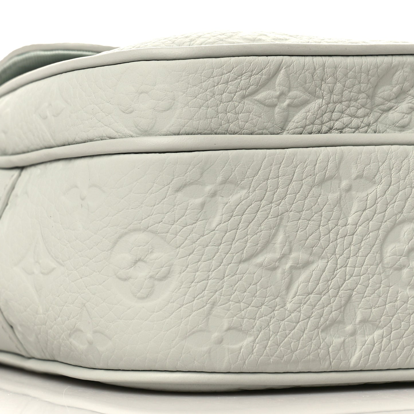 Taurillon Monogram S Lock Messenger Mineral Gray