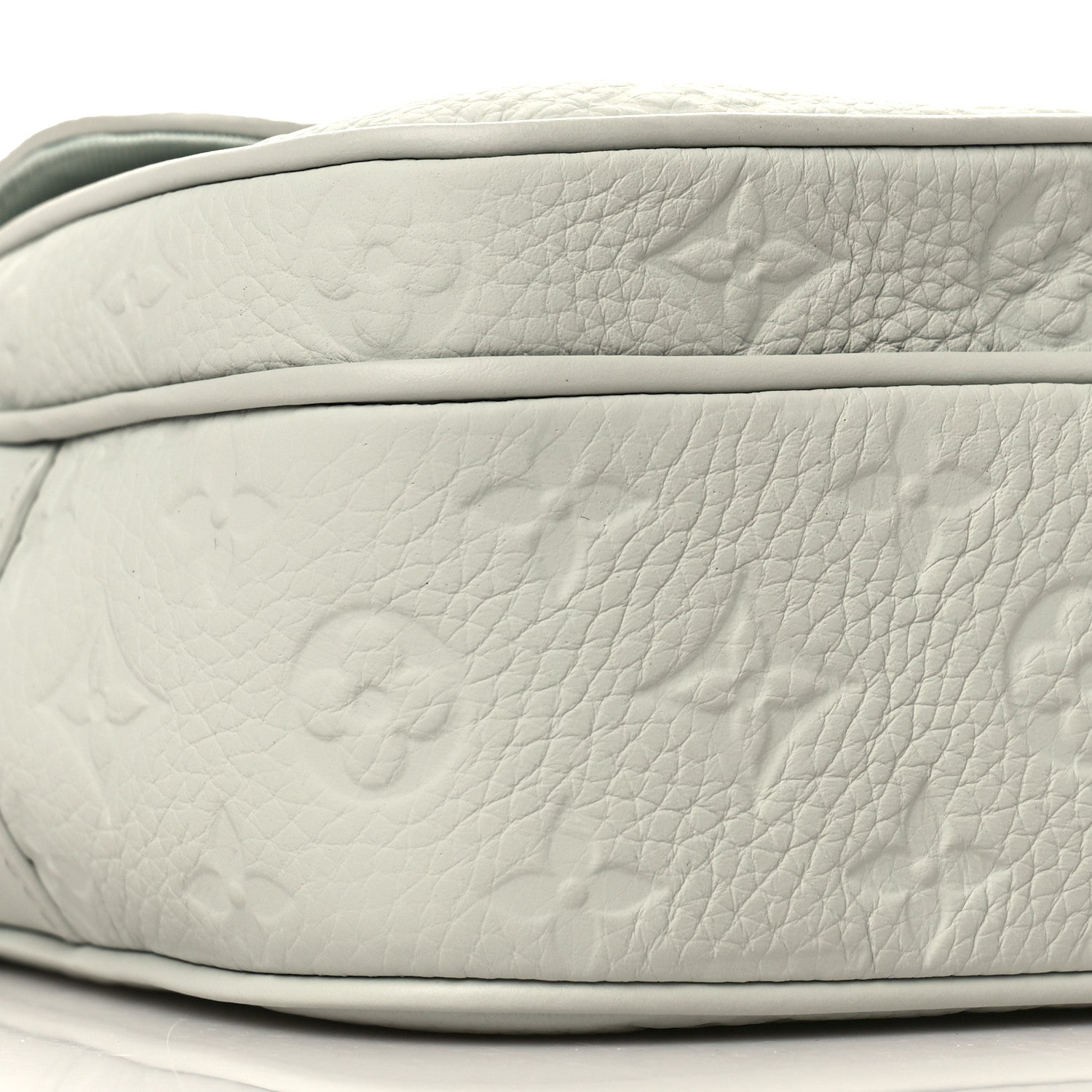 Louis Vuitton Taurillon Monogram S Lock Messenger Mineral Gray 7 of 8