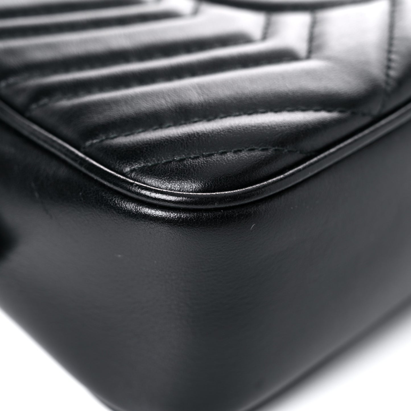 Calfskin Matelasse Small GG Marmont Chain Shoulder Bag Black