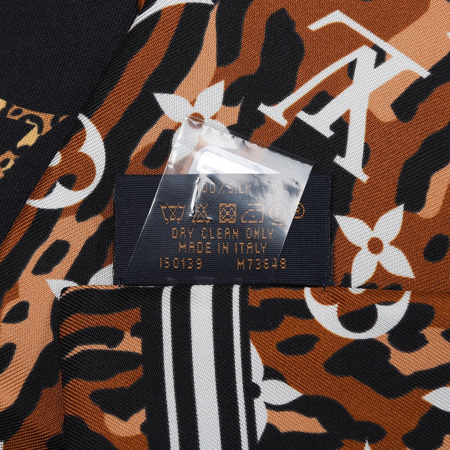 Louis Vuitton Silk Monogram Giant Jungle Bandeau Black 5 of 6