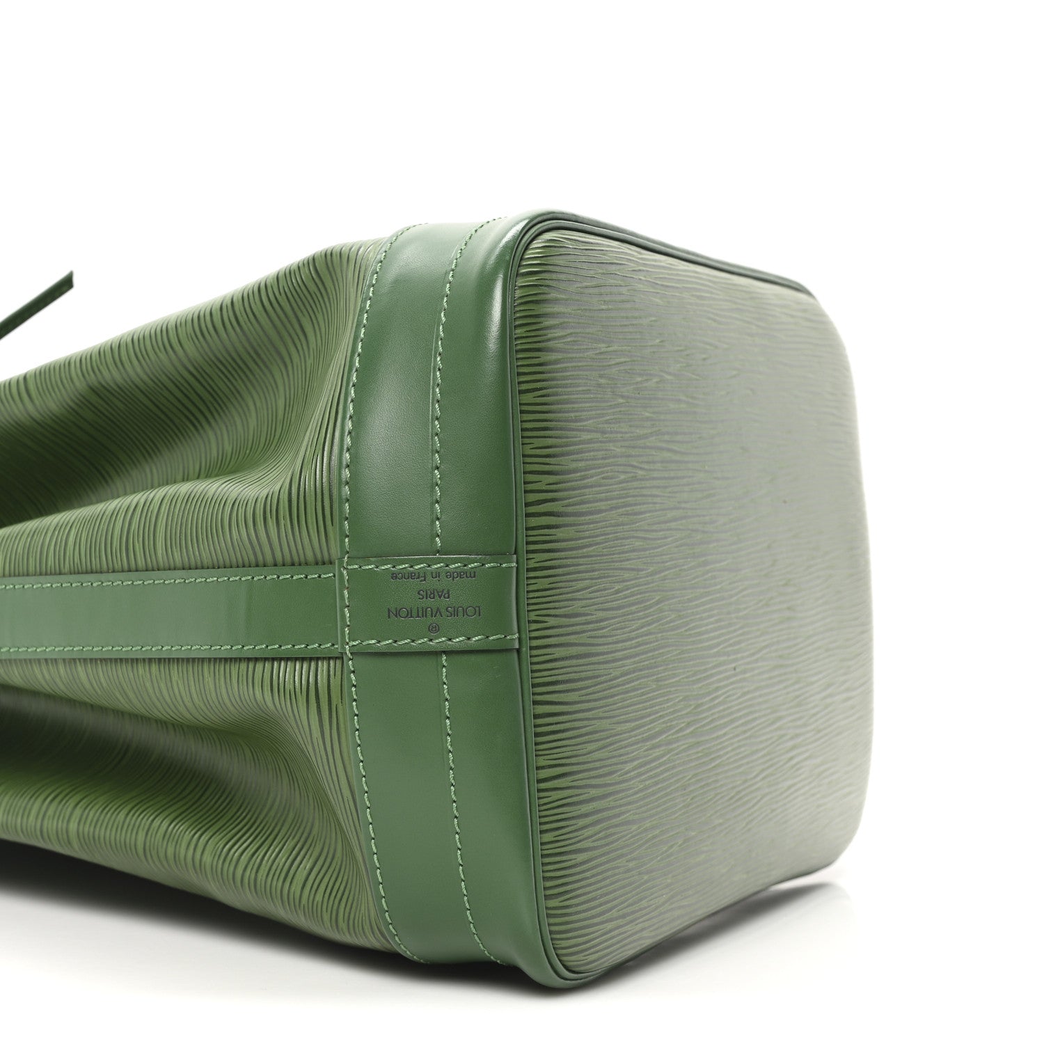 Louis Vuitton Epi Noe Borneo 8 of 9