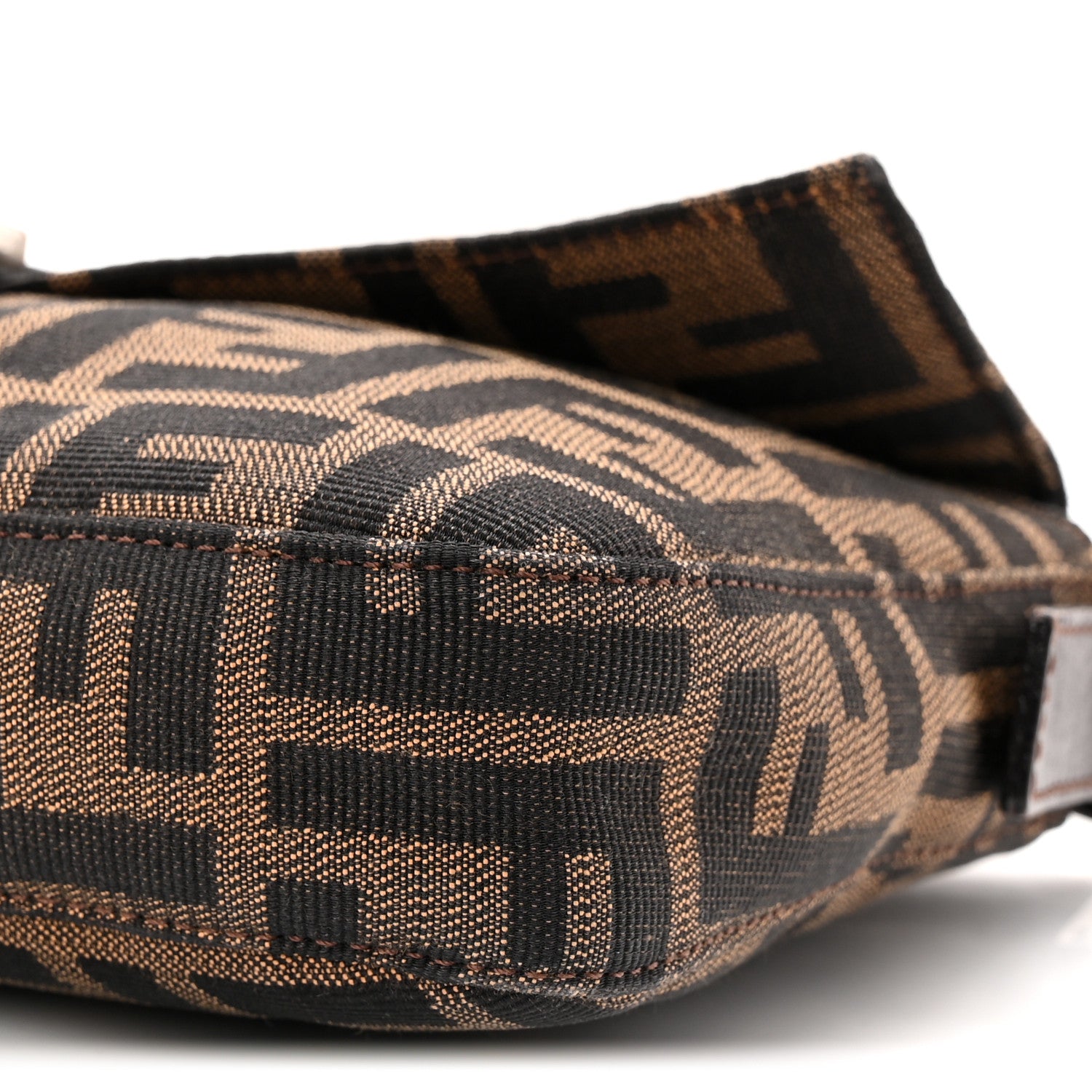Fendi Zucca Baguette Tobacco 1854777 – FASHIONPHILE