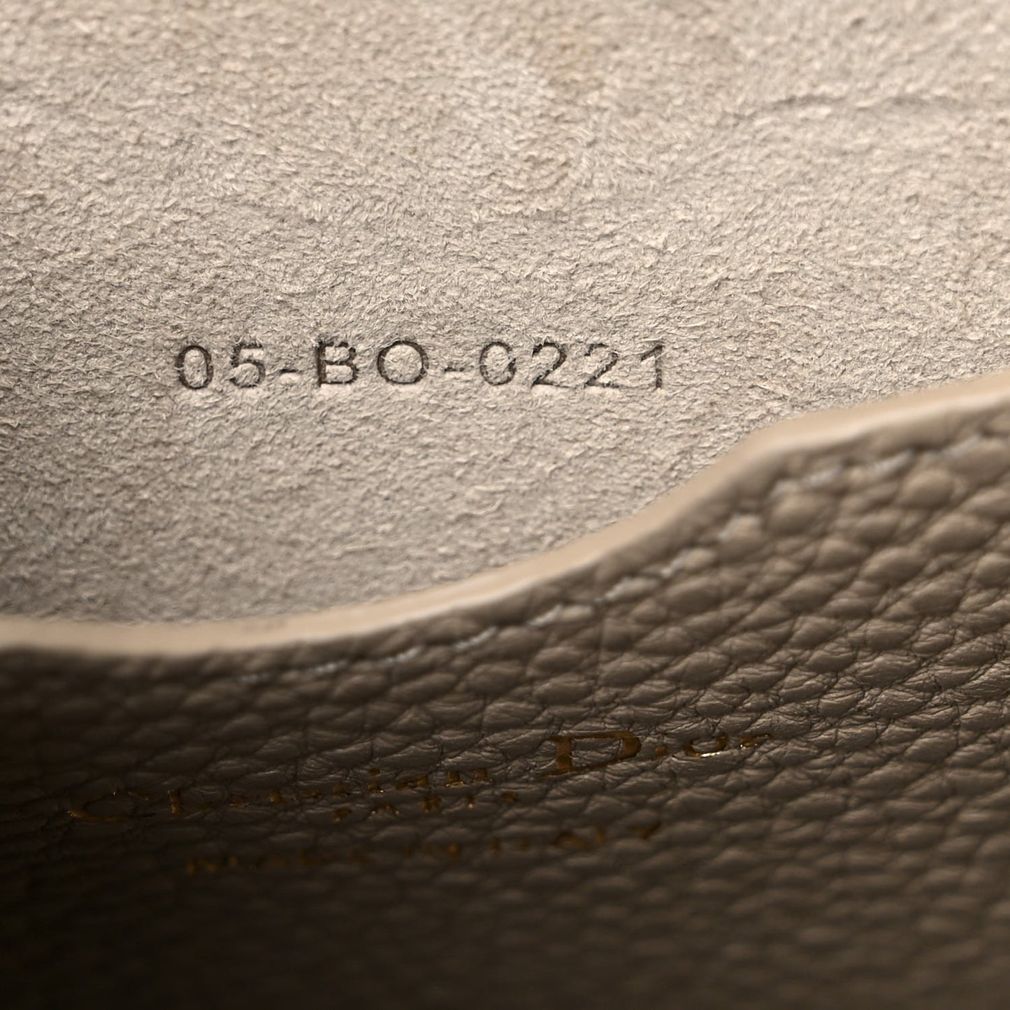 Grained Calfskin Large Bobby Flap Beige