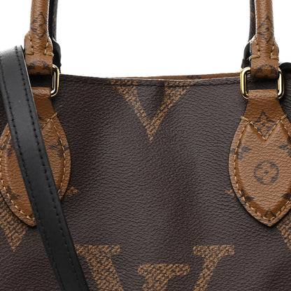 Louis Vuitton Reverse Monogram Giant Onthego MM 7 of 12