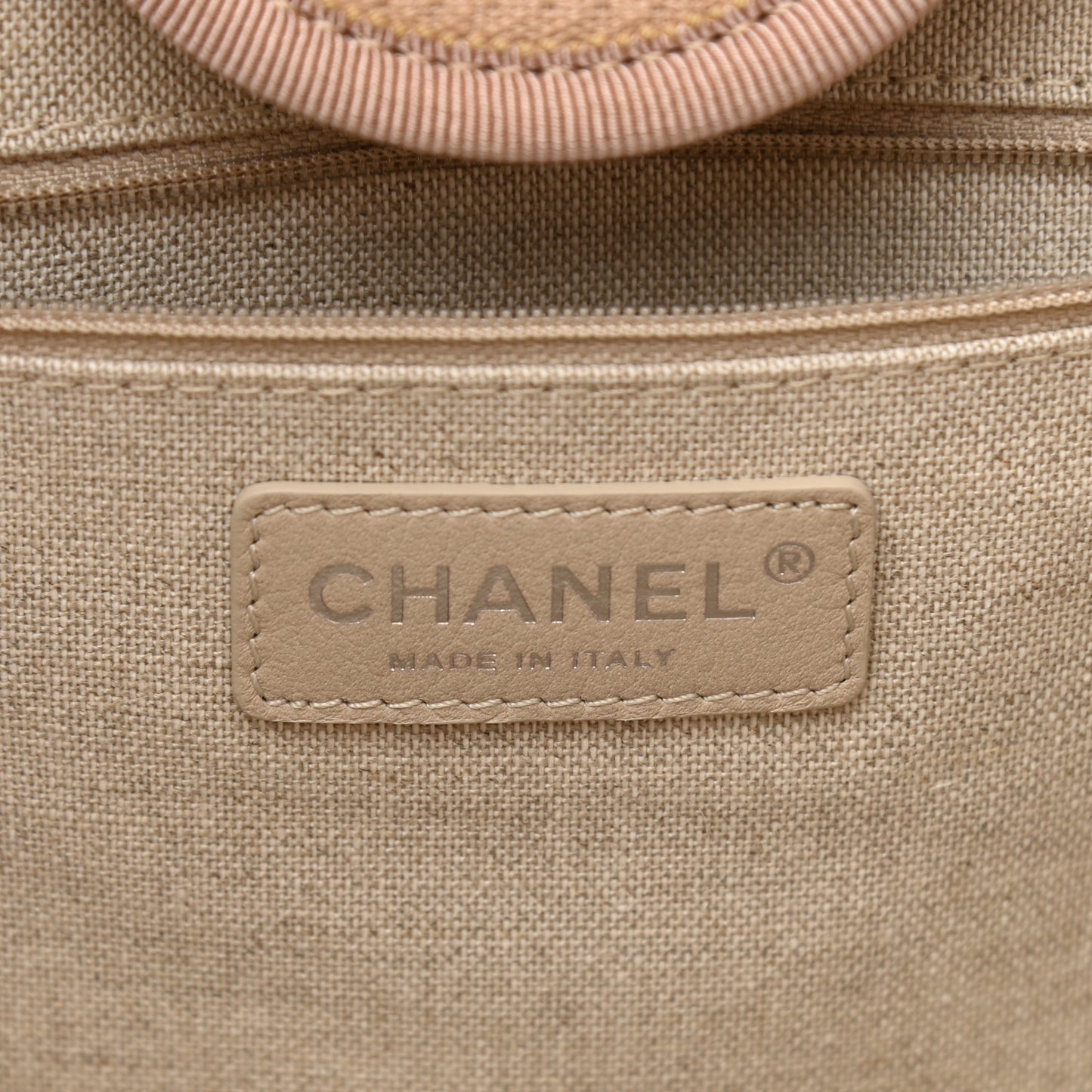 Mixed Fibers Medium Deauville Tote Beige