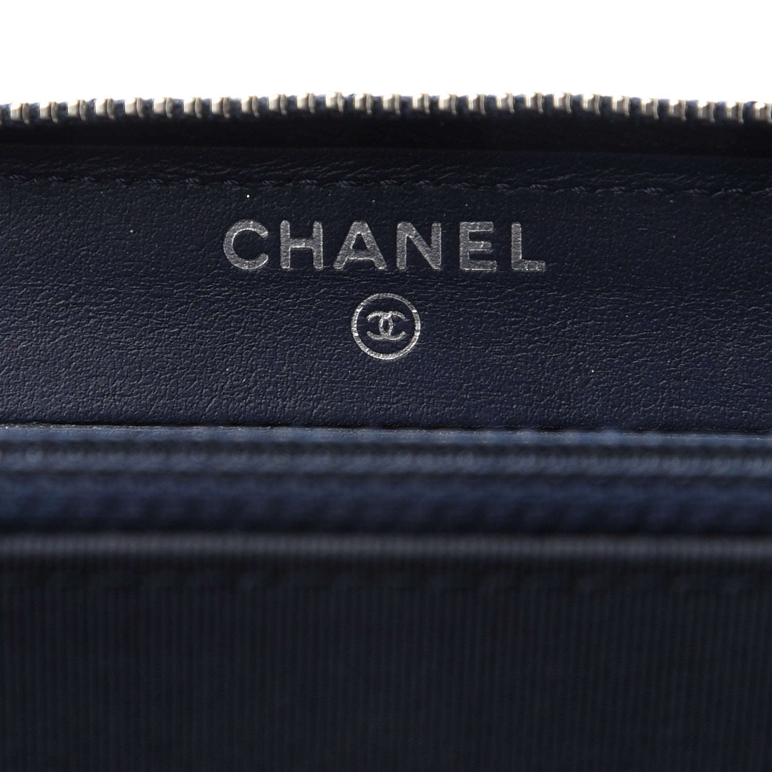 Chanel Caviar Quilted Small Zip Around Wallet Navy 8 of 10