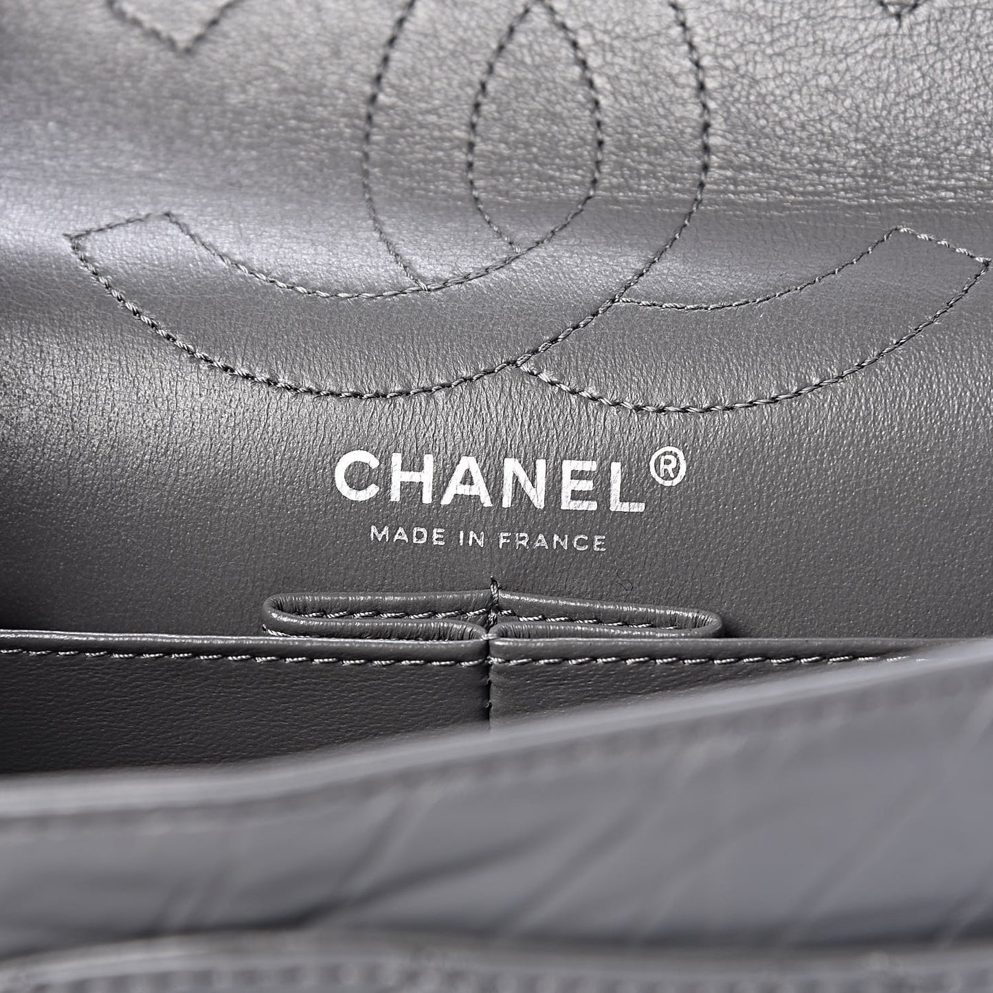 Aged Calfskin Quilted 2.55 Reissue 226 Flap Grey