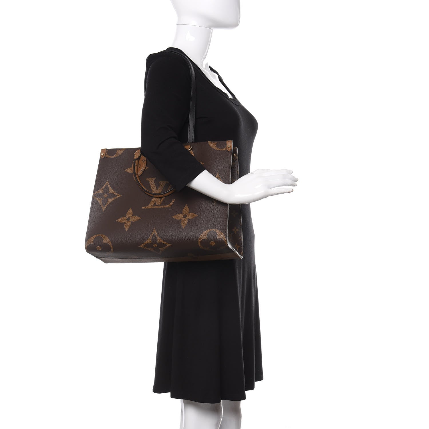 Louis Vuitton Reverse Monogram Giant Onthego MM 2 of 10