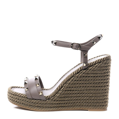 Valentino Garavani Silk Calfskin Rockstud Torchon Espadrille 25/115mm Wedge Sandals 40 Clay 1 of 11