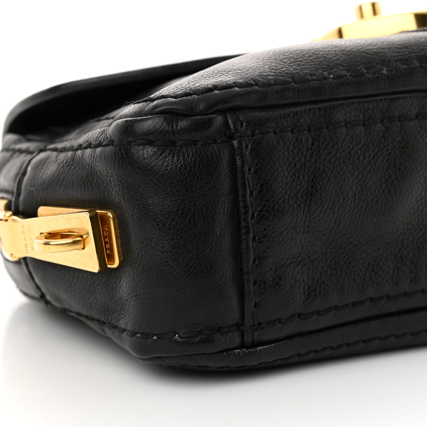 Glace Calf Pushlock Chain Shoulder Bag Black