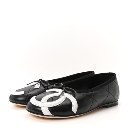 Chanel Lambskin Quilted CC Cambon Ballet Flats 35 Black White 4 of 10
