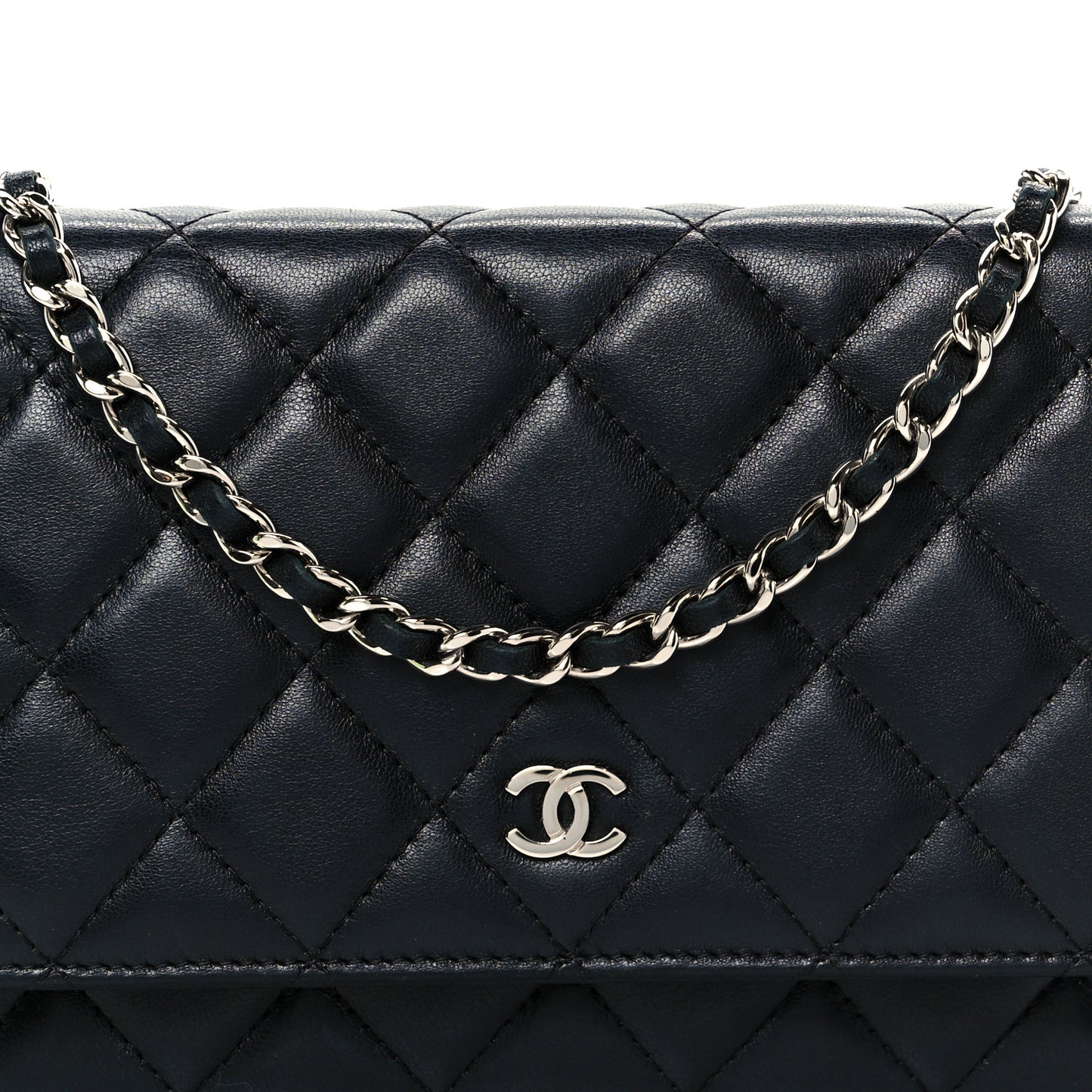 Lambskin Quilted Wallet On Chain WOC Black