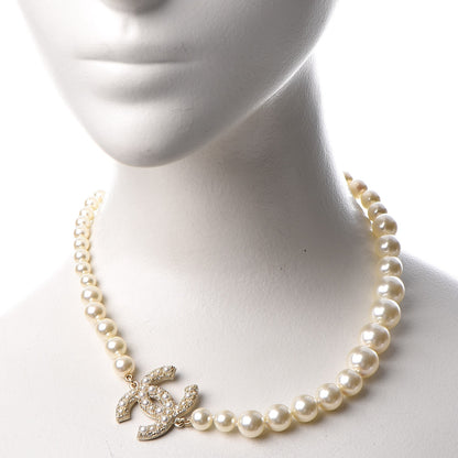 Chanel Graduated Pearl CC Short Necklace Gold 2 of 7
