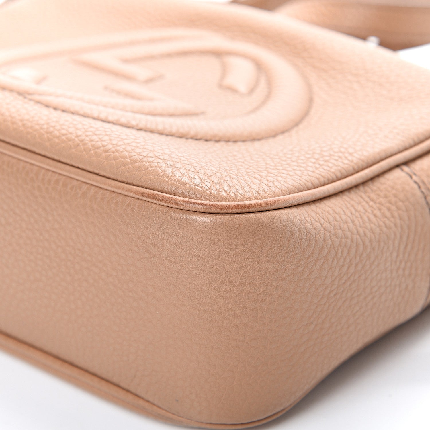 Gucci Pebbled Calfskin Small Soho Disco Bag Camelia 9 of 17