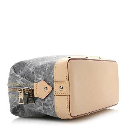 Louis Vuitton Monogram Denim Cosmetic Pouch GM Cloudy Cloudy Grey 4 of 7