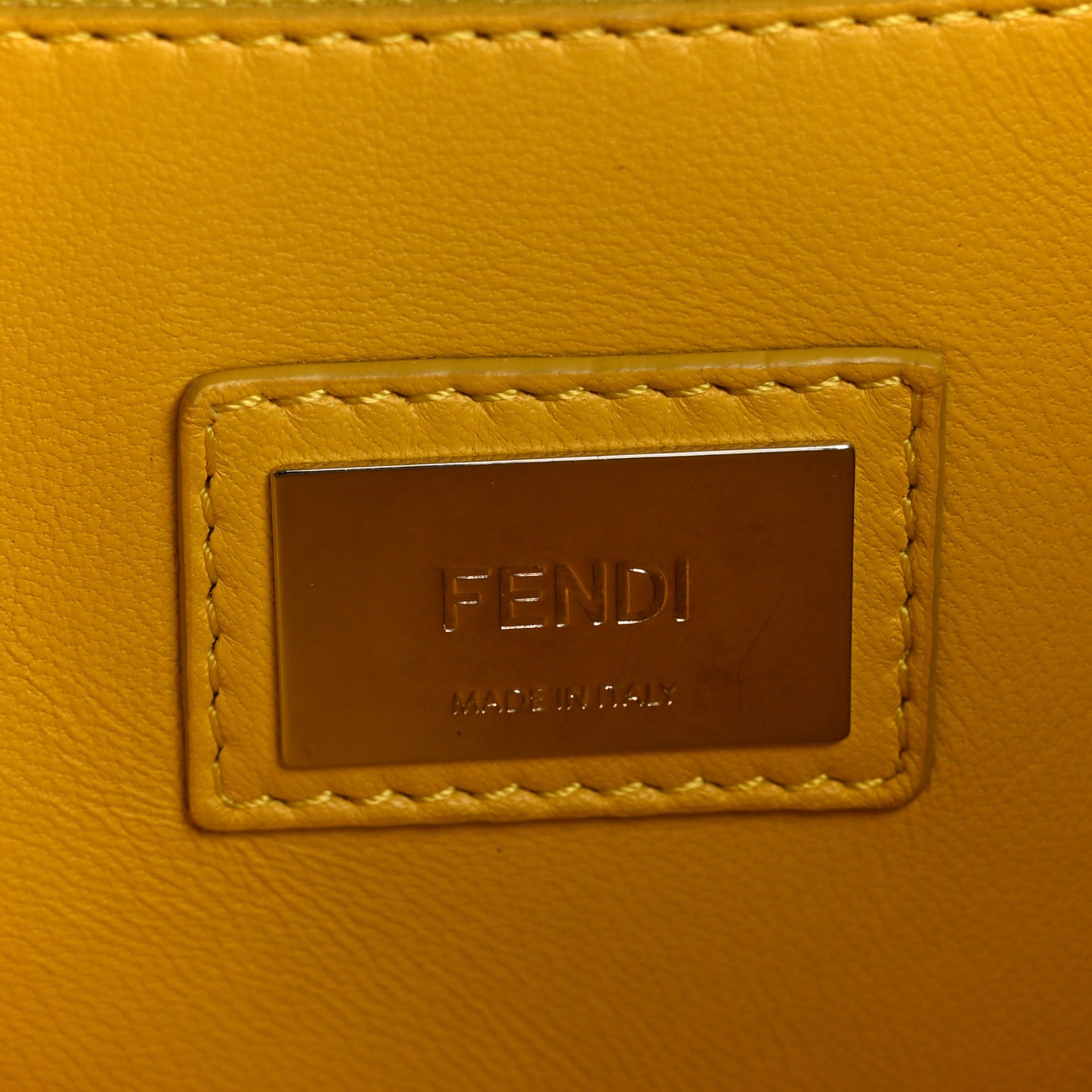 Vitello Morgan Shiny Nappa Medium Peekaboo Iconic Satchel Polvere Sunflower