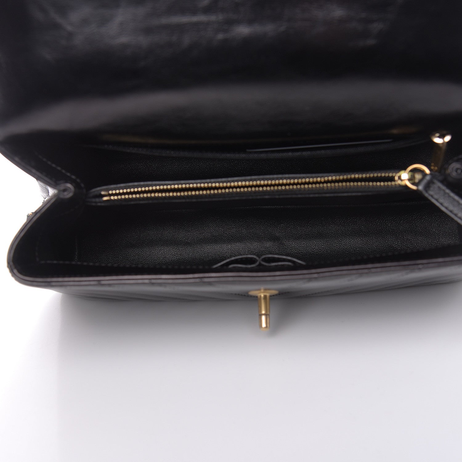 Chanel Calfskin Lizard Chevron Quilted Small Coco Handle Flap Black 5 of 10