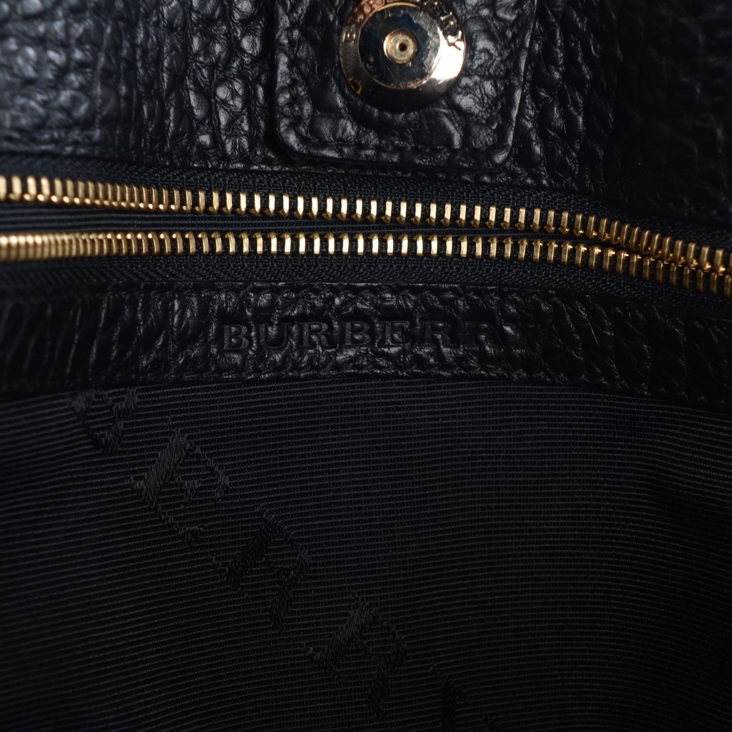 Burberry Heritage Grain Medium Woodbury Tote Black 6 of 8