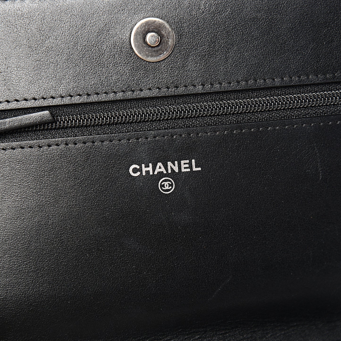 Caviar Quilted Boy Wallet On Chain WOC Black