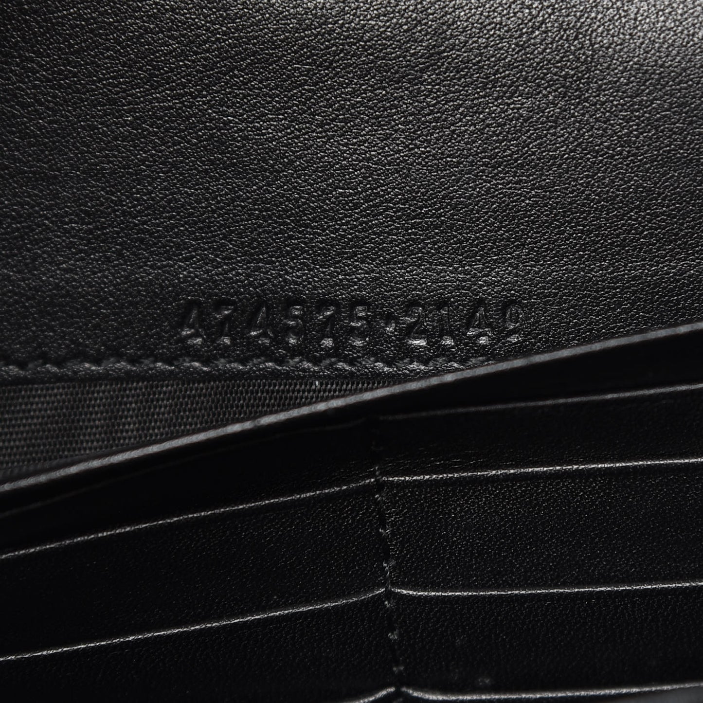 Calfskin Matelasse GG Marmont Chain Wallet Black