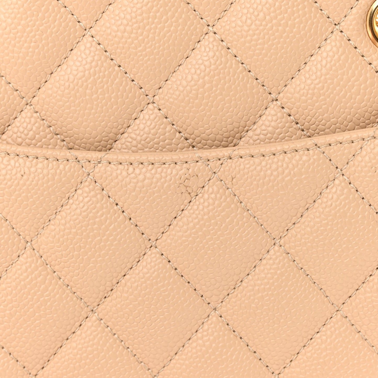 Caviar Quilted Grand Shopping Tote GST Beige Clair