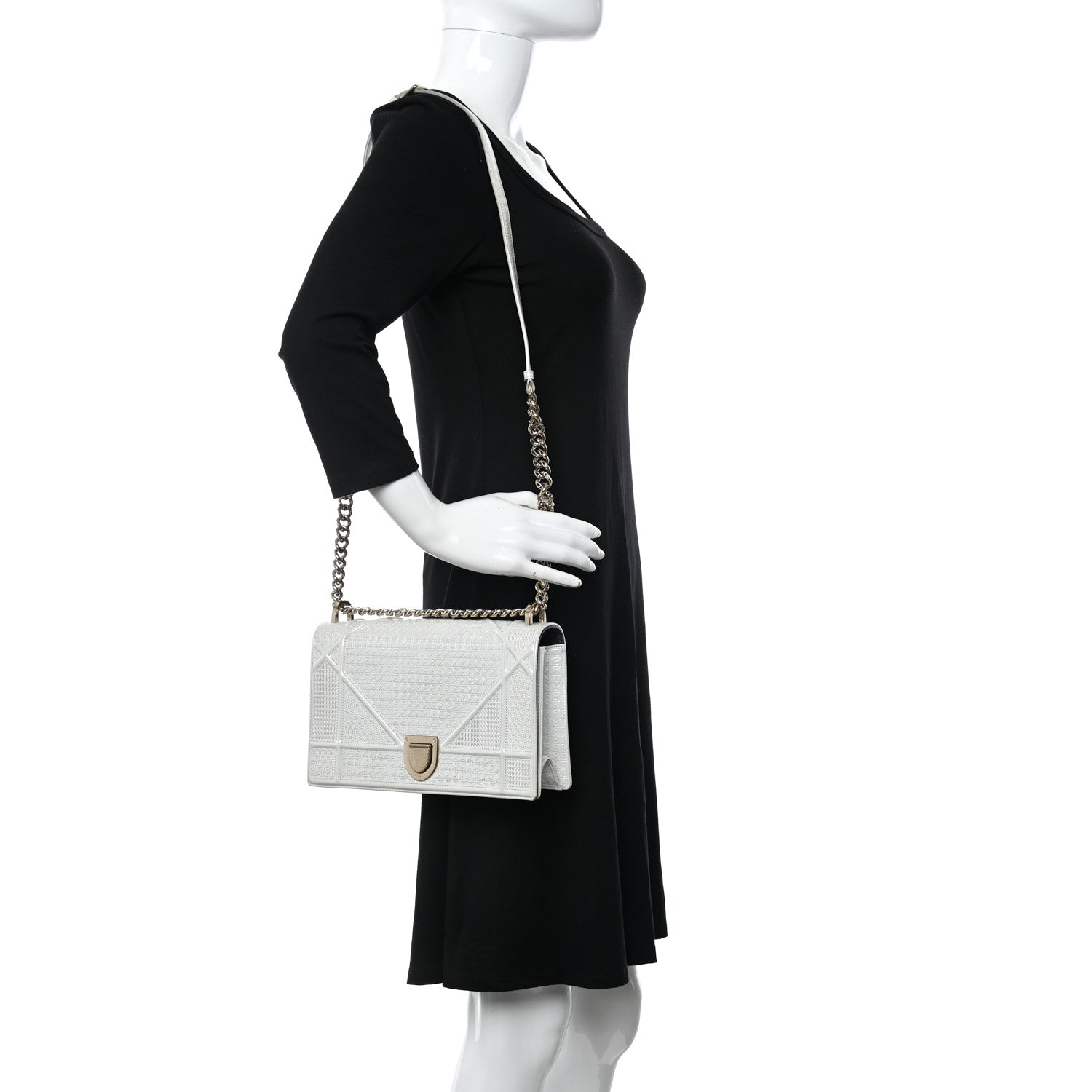 Christian Dior Patent Micro-Cannage Medium Diorama Flap Bag White 2 of 14
