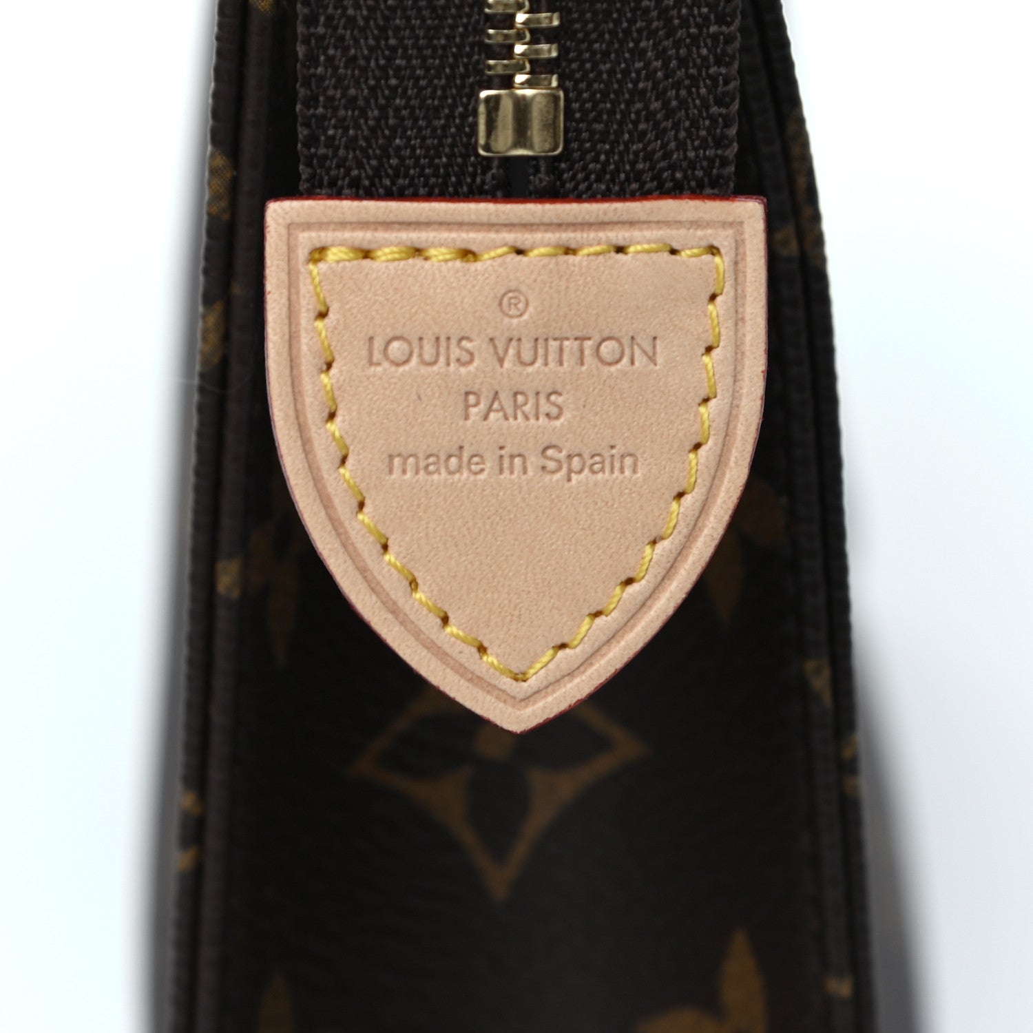 Louis Vuitton Monogram Toiletry Pouch 26 6 of 10