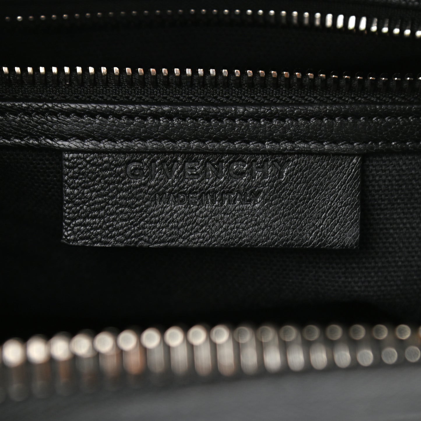 Sugar Goatskin Small Antigona Black