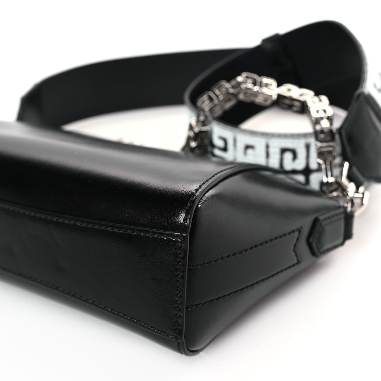 X CHITO Box Calfskin 4G Printed XS Graffiti Antigona Black White