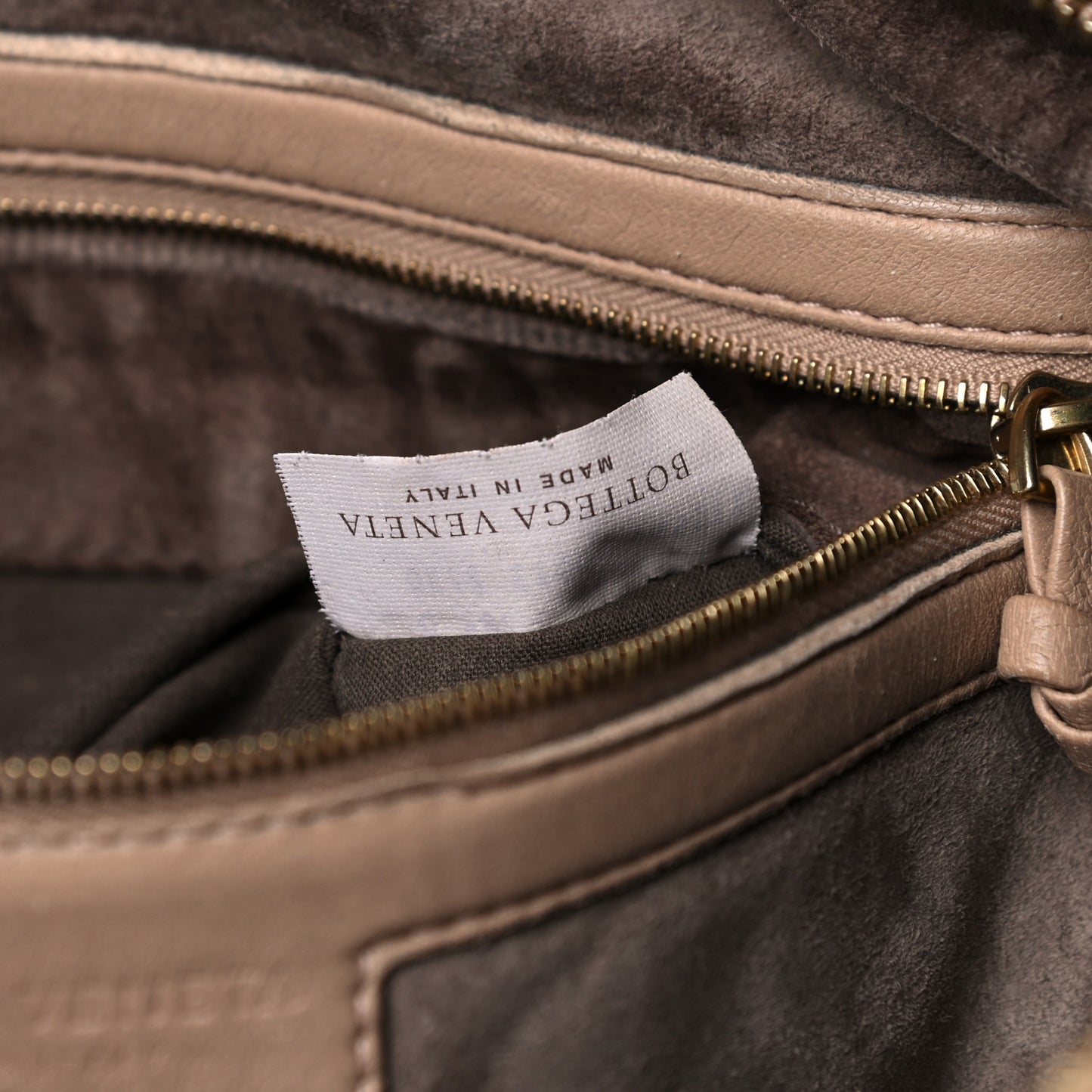 Nappa Intrecciato Large Veneta Hobo Camel