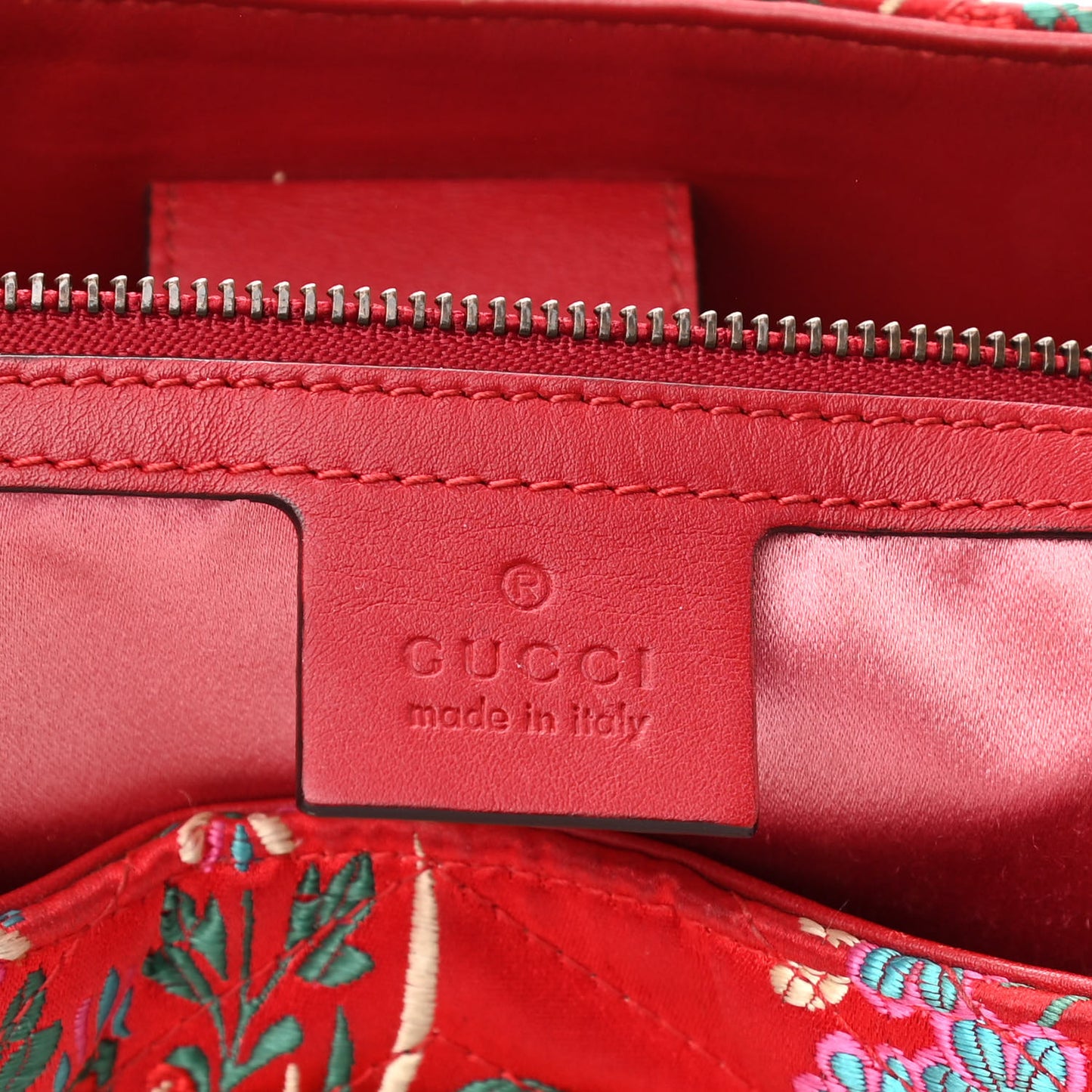 Jacquard Matelasse Floral Medium GG Marmont Tote Bag Red