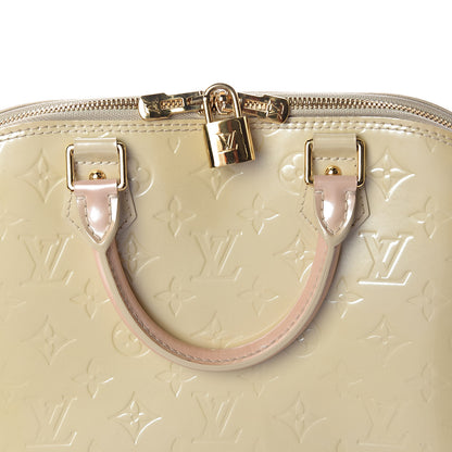 Louis Vuitton Vernis Alma PM Blanc Corail 9 of 16