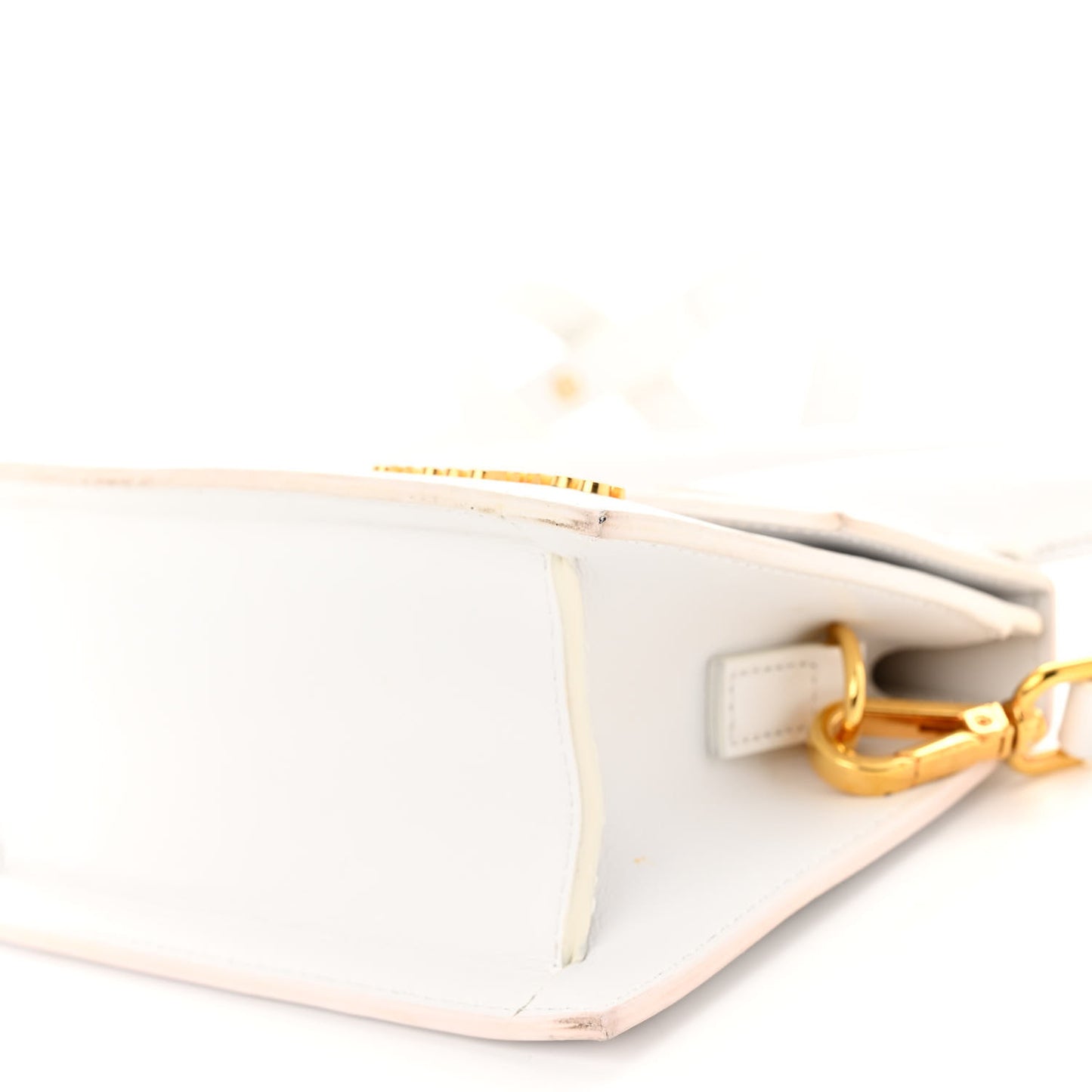 Smooth Calfskin Le Chiquito Moyen White